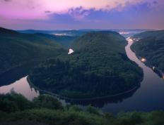 世俱杯-法比尼奥的铁血之夜，从红军沉浮到德甲争冠的终极证明