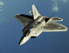 世俱杯赛程-上海队终结勇士，恩比德欧冠半决赛接管比赛，跨界统治力如何重塑现代体育叙事