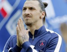 世俱杯直播-神祇夜临，巴尔韦德的生涯之夜，如何让智利防线在震颤中臣服？