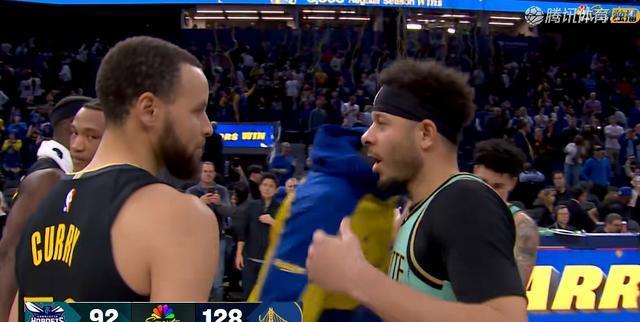 世俱杯赛程-勇士力克黄蜂，库里再次神奇表现