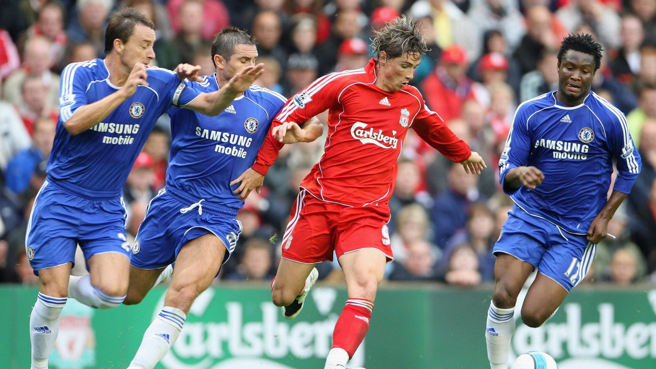 世俱杯直播-欧冠烽火跨界燃,吉林队以足球式高位逼抢,全面压制魔术展团队之力